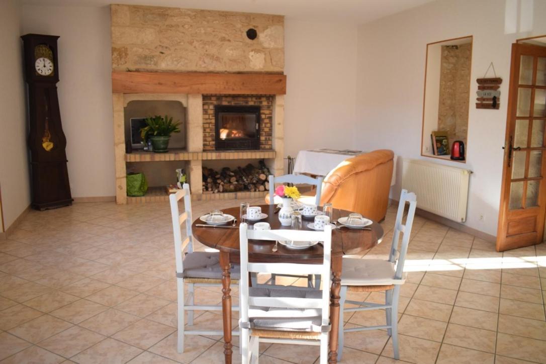 Chambre D'Hotes Auriac Du Perigord Zewnętrze zdjęcie